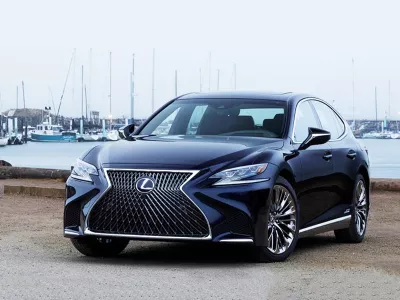 123oto THAY KÍNH XE Ô TÔ Lexus LS 500 tận nơi